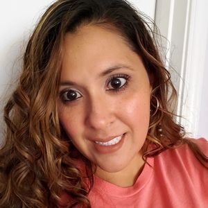 Meet your Posher, Edith